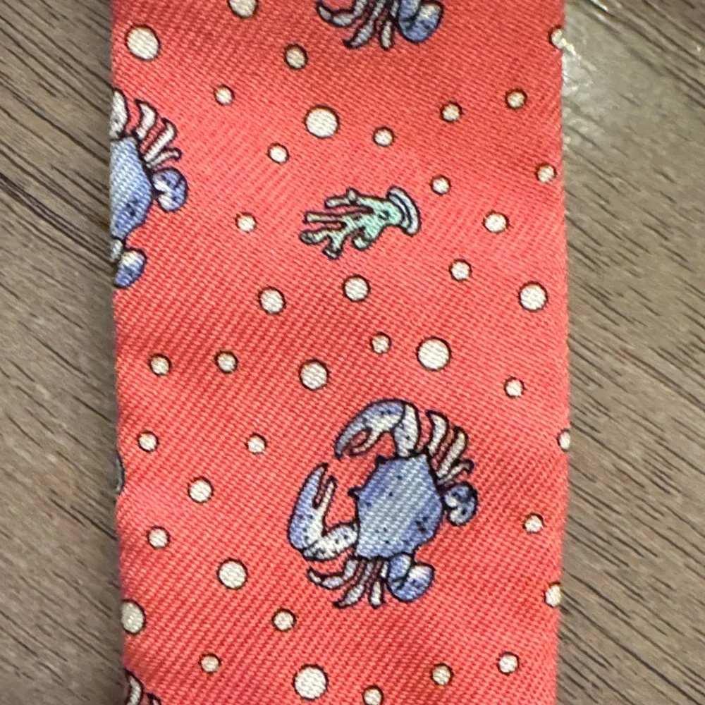 Vineyard Vines Red Kids Belt with Whale Pattern